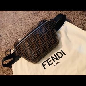 fendi fanny pack mens